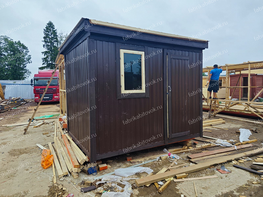 Фото Хозблок с отделкой профлистом 3х2,3 RAL 8017 №1